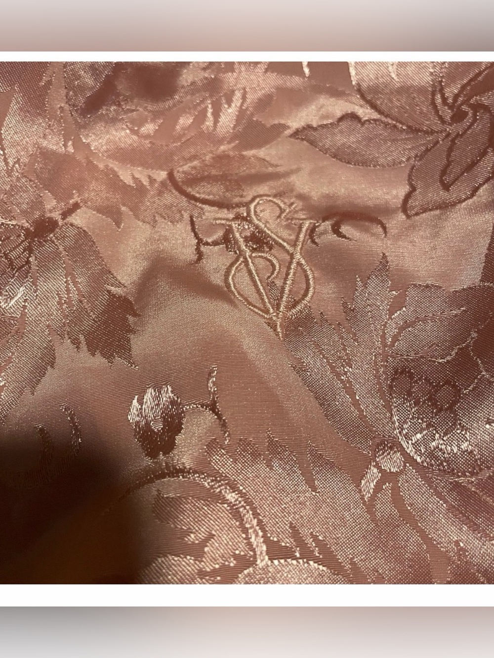 Vintage Victoria's Secret Gold Label Pink Jacquard Satin sleep shirt Gown Small - Picture 7 of 9